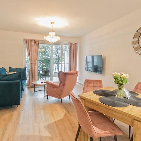 Apartament Przy Jeziorze Nr 2 ออลชติน ภายนอก รูปภาพ