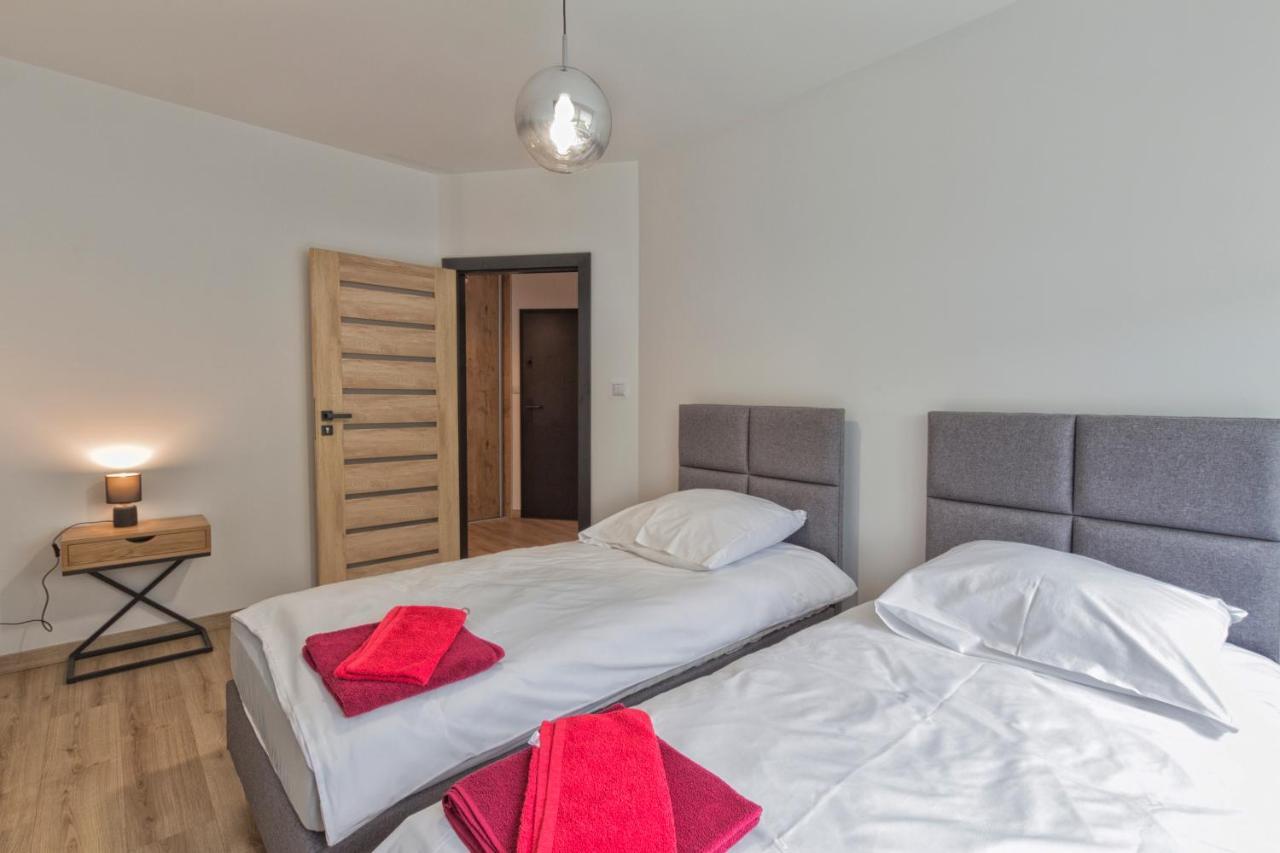 Apartament Przy Jeziorze Nr 2 ออลชติน ภายนอก รูปภาพ