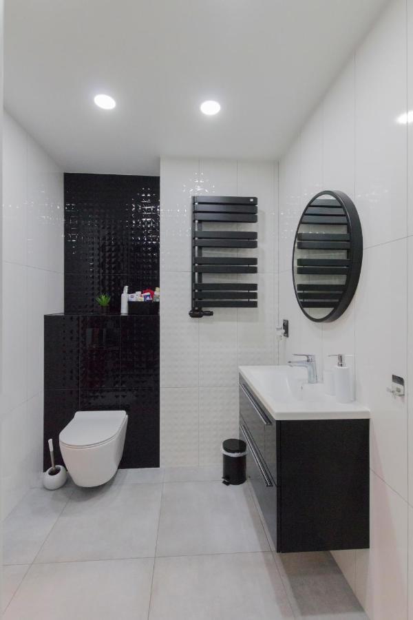 Apartament Przy Jeziorze Nr 2 ออลชติน ภายนอก รูปภาพ